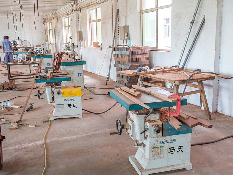 贵定楼梯油漆修复费用