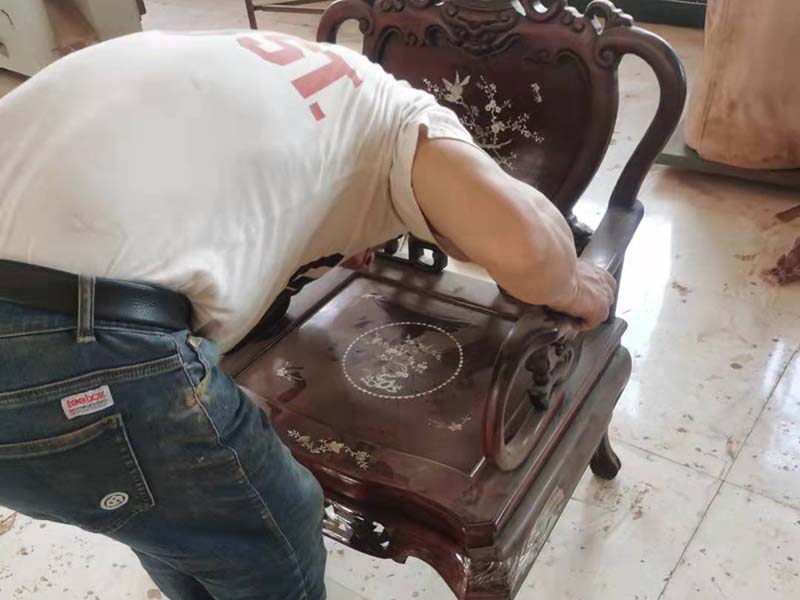 贵定老旧红木家具保养技巧